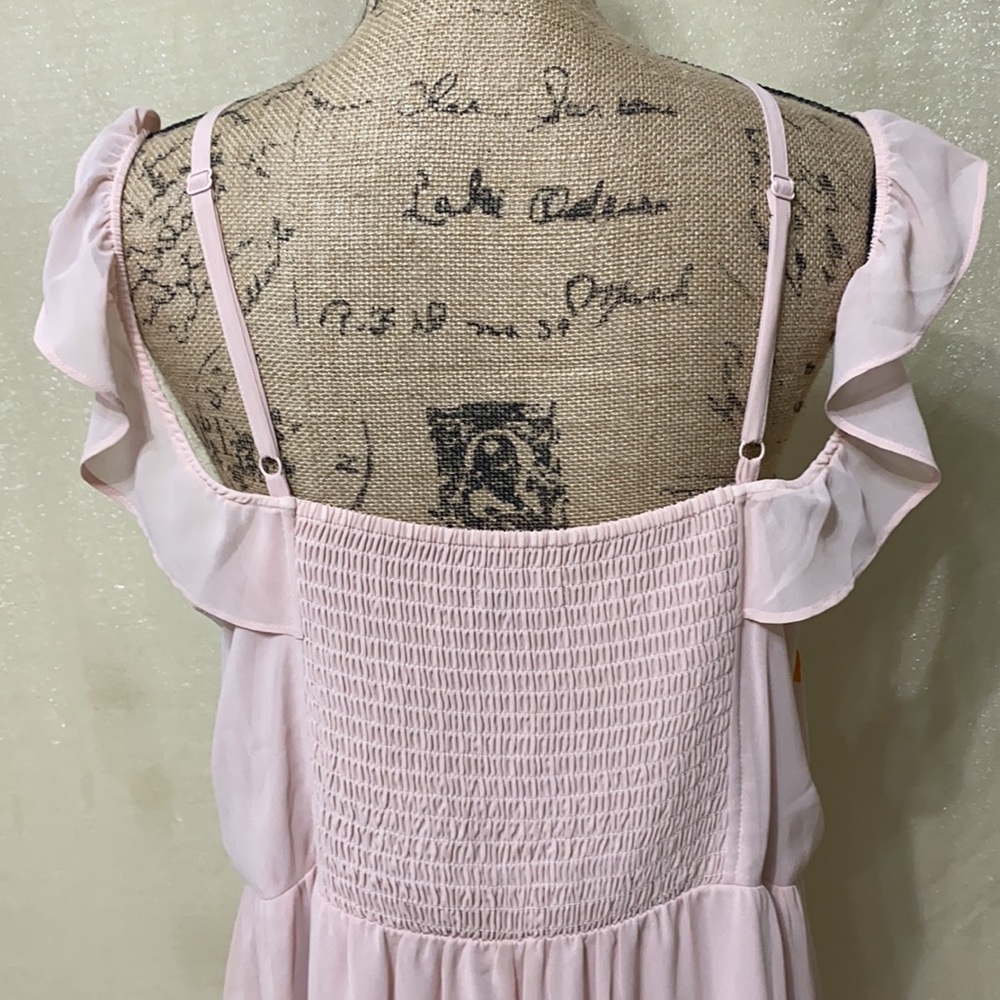 Express Dress - Picture 11 of 14